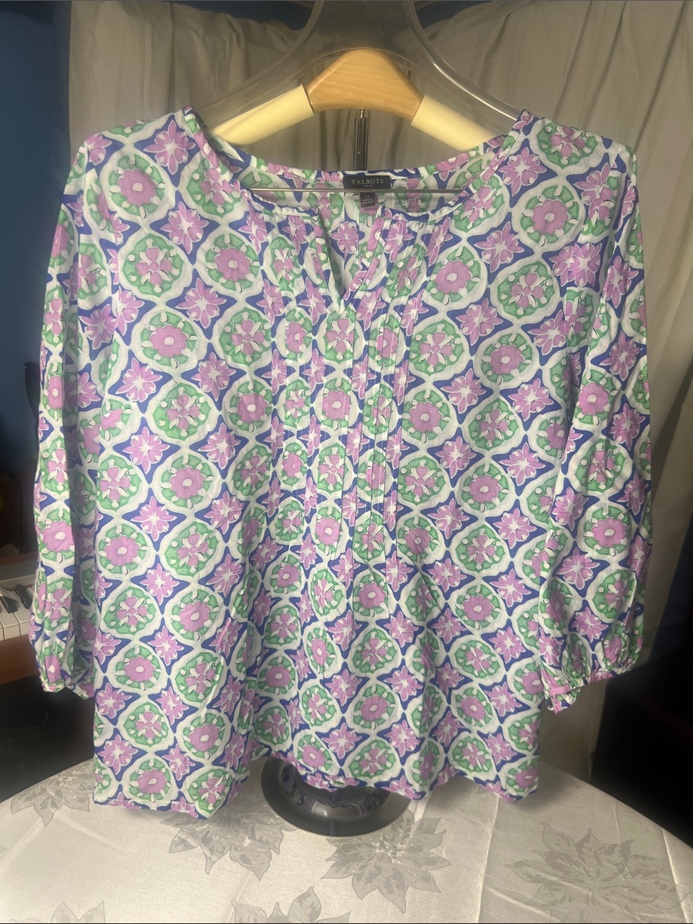Talbots Large Petite Lavender and Light Green Geometric Floral Pintuck Tunic